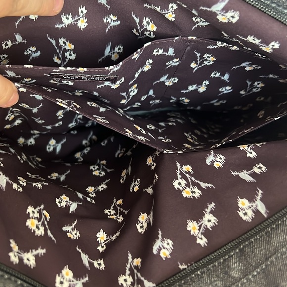 BEAUTIFUL QUILTED PATTERN VERA BRADLEY LARGE ZIPPERED TOTE - Picture 5 of 12